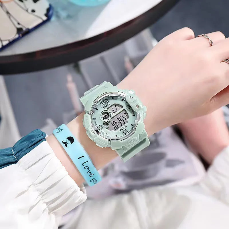 Waterproof Electronic Watch for Women and Men, Sports Night Light Couple Watch with Alarm and Timer Functions