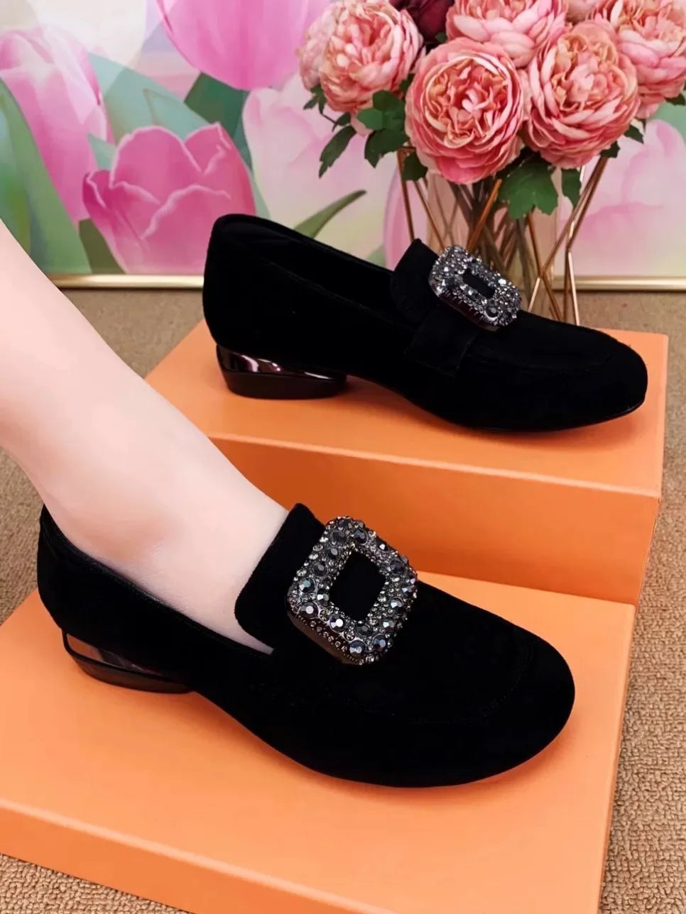 Round-toe chunky heel shoes2025New autumn style women's slip-on shoes with rhinestones, soft sole, suede, low-cut, versatile sho