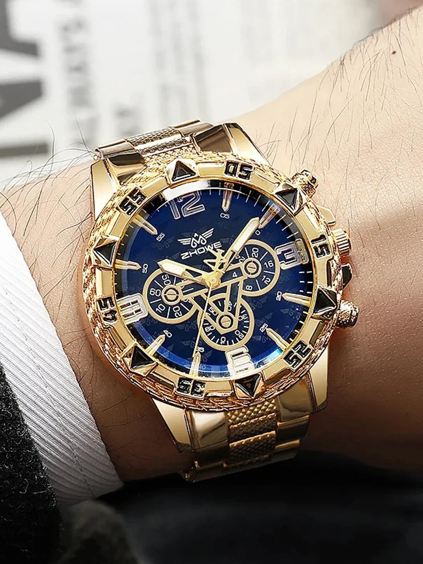 Large dial gold watch, blue light men's watch, men's watch, steel strap quartz watch
