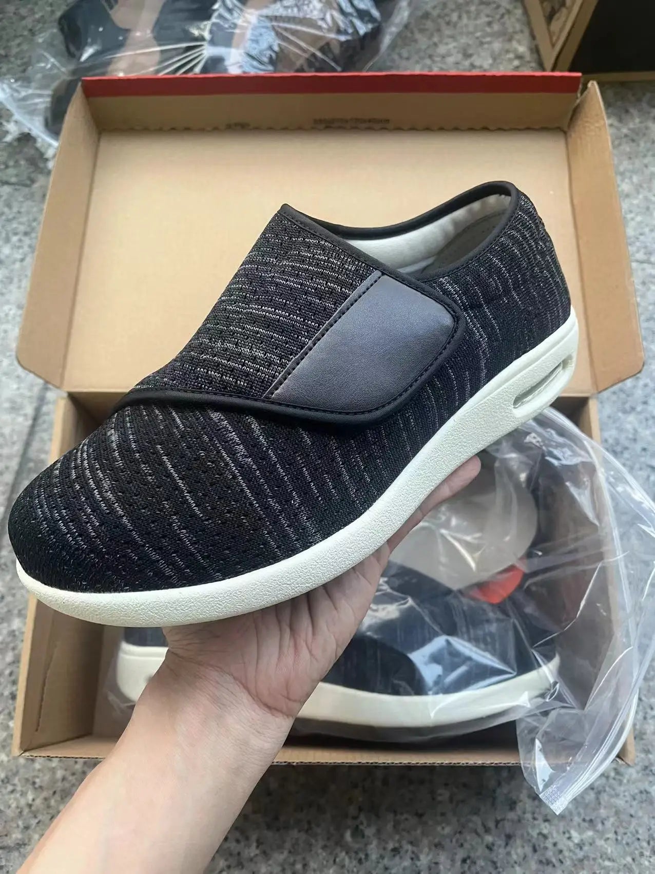 Men Orthopedics Wide Feet Swollen Walking Casual Shoes Thumb Eversion Adjusting Soft Comfortable Diabetic Man Shoes Big Size