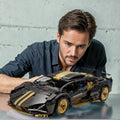 Over 1,000 pieces of mechanical-feeling supercar building models with movable rear spoilers and folding doors. A beloved gift fo