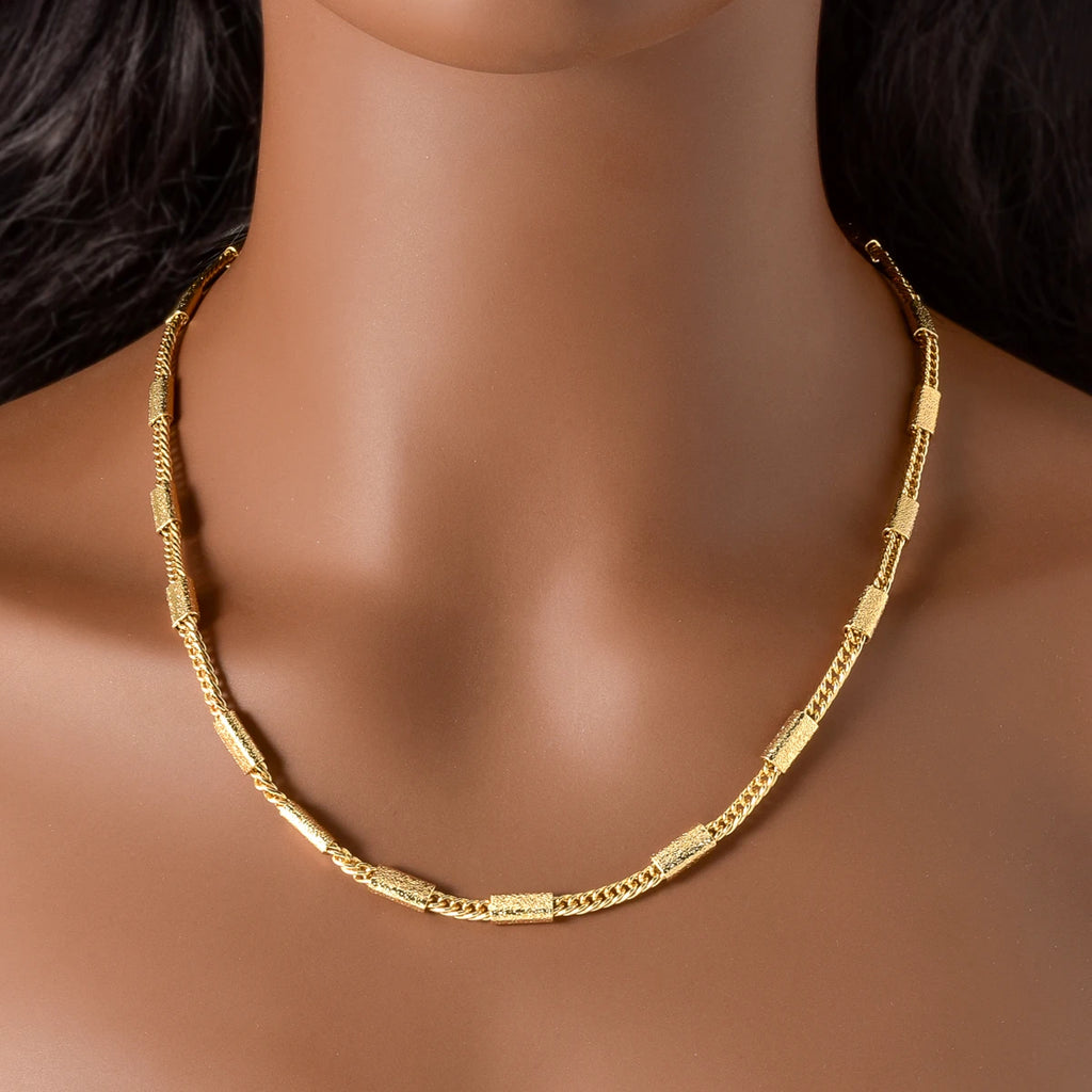 Trendy 18K Gold Plated Chain Necklace for Men Women Luxury Thick Cuban Link Jewelry Textured Design Statement Gift