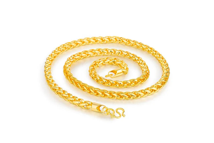 A 24K gold plated chain necklace, suitable for men. A fashionable piece. A jewelry set gift suitable for wearing at parties and