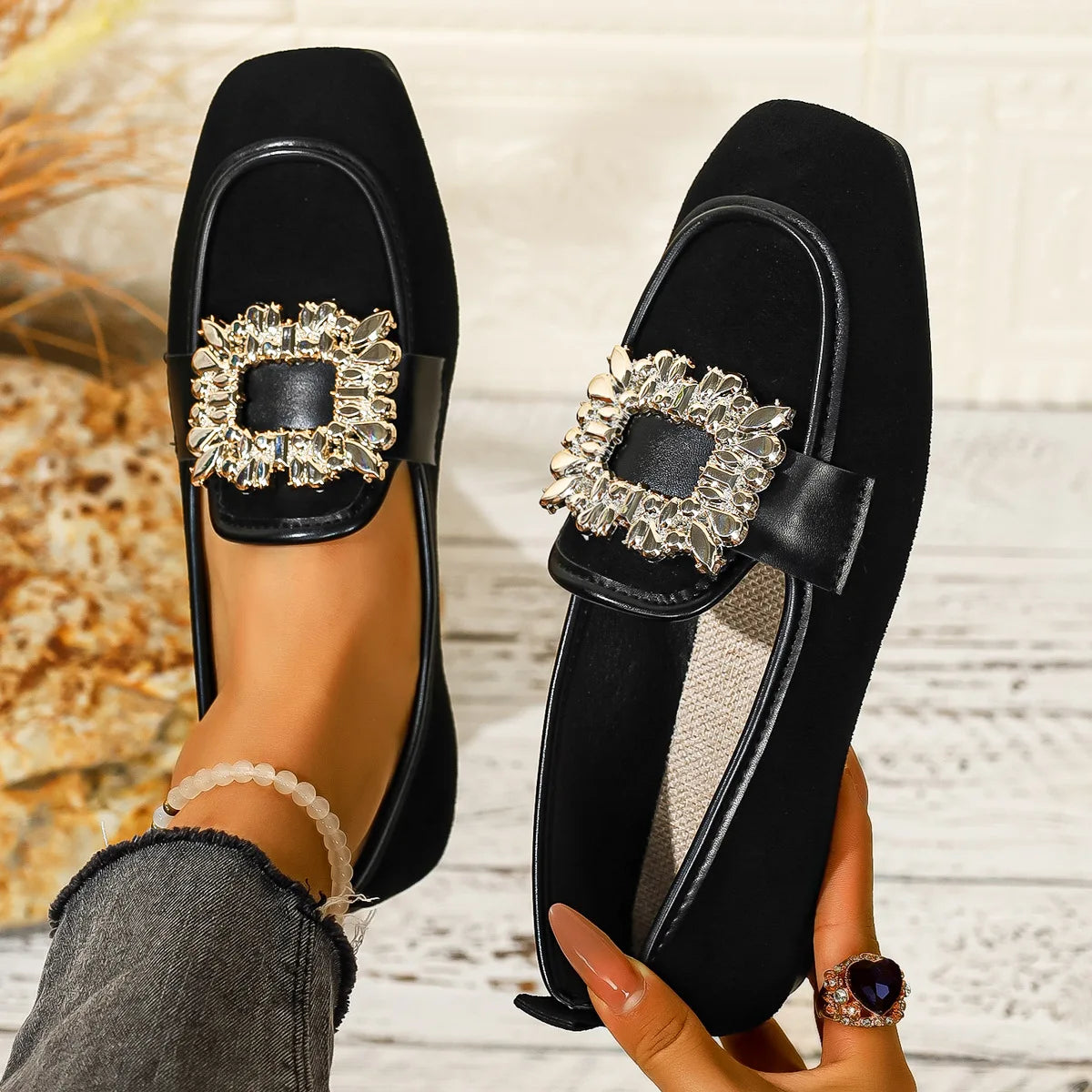 Spring Autumn Women Flats Lightweight Sneakers Women Walking Flat Bottom Shoes Women Comfortable Round Toe Shoes Outdoor Loafers