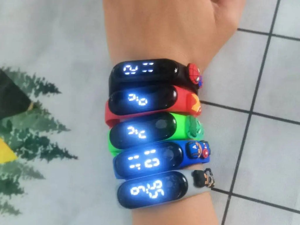 Marvel Children's Watch Cartoon Fashion Watches Electronic Digital LED Display Watches Waterproof Holiday Gift Kids Watches