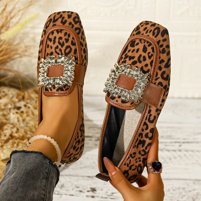 Spring Autumn Women Flats Lightweight Sneakers Women Walking Flat Bottom Shoes Women Comfortable Round Toe Shoes Outdoor Loafers