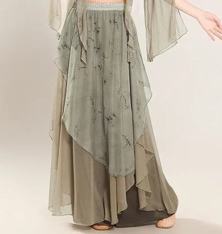 Classical dance costumes, ancient gauze clothes, elegant swinging skirts, Chinese dance performance , practice clothes for women